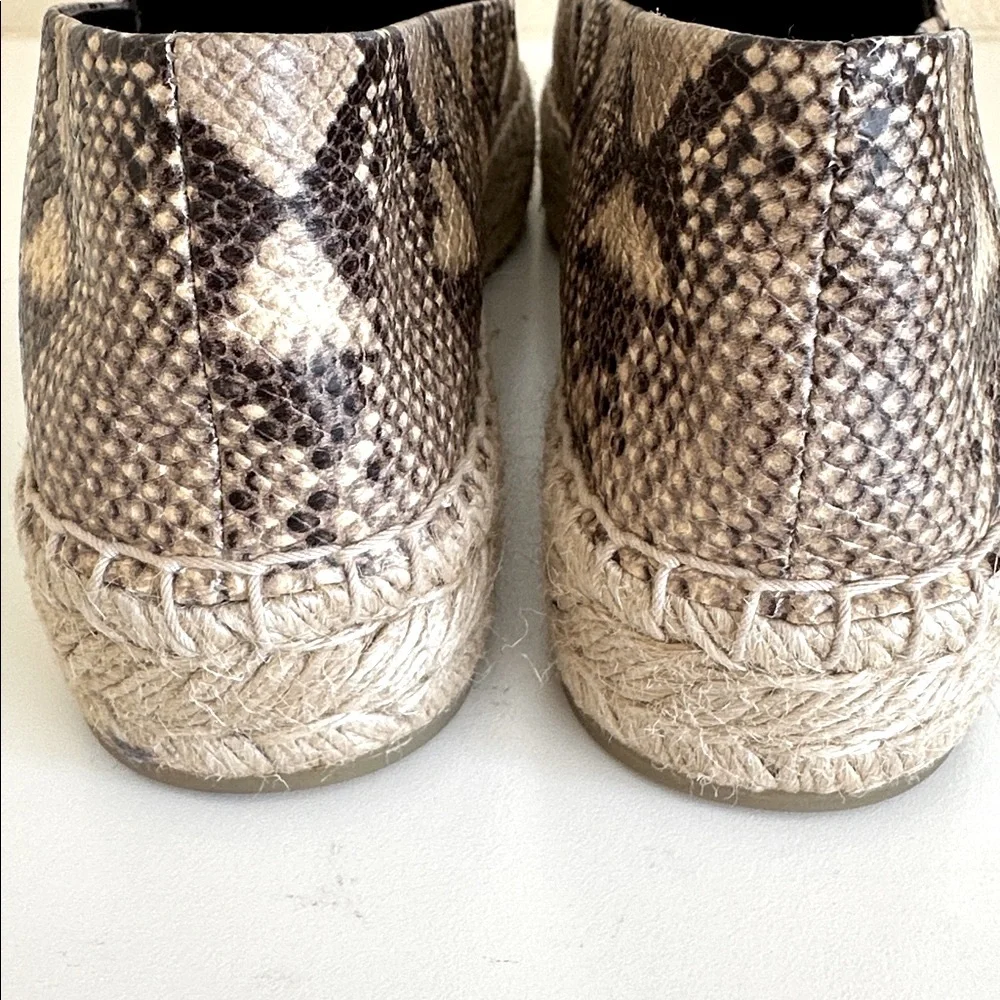 New Tory Burch Black and Cream Snakeskin Espadrilles. Size 9.